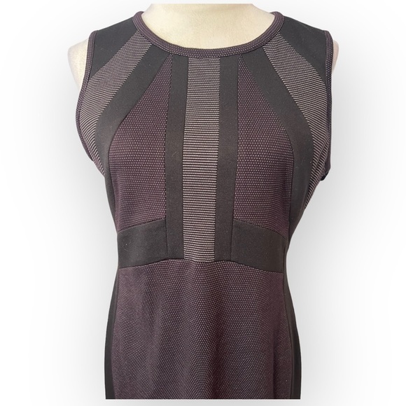 Ivanka Trump Dress - Picture 3 of 5